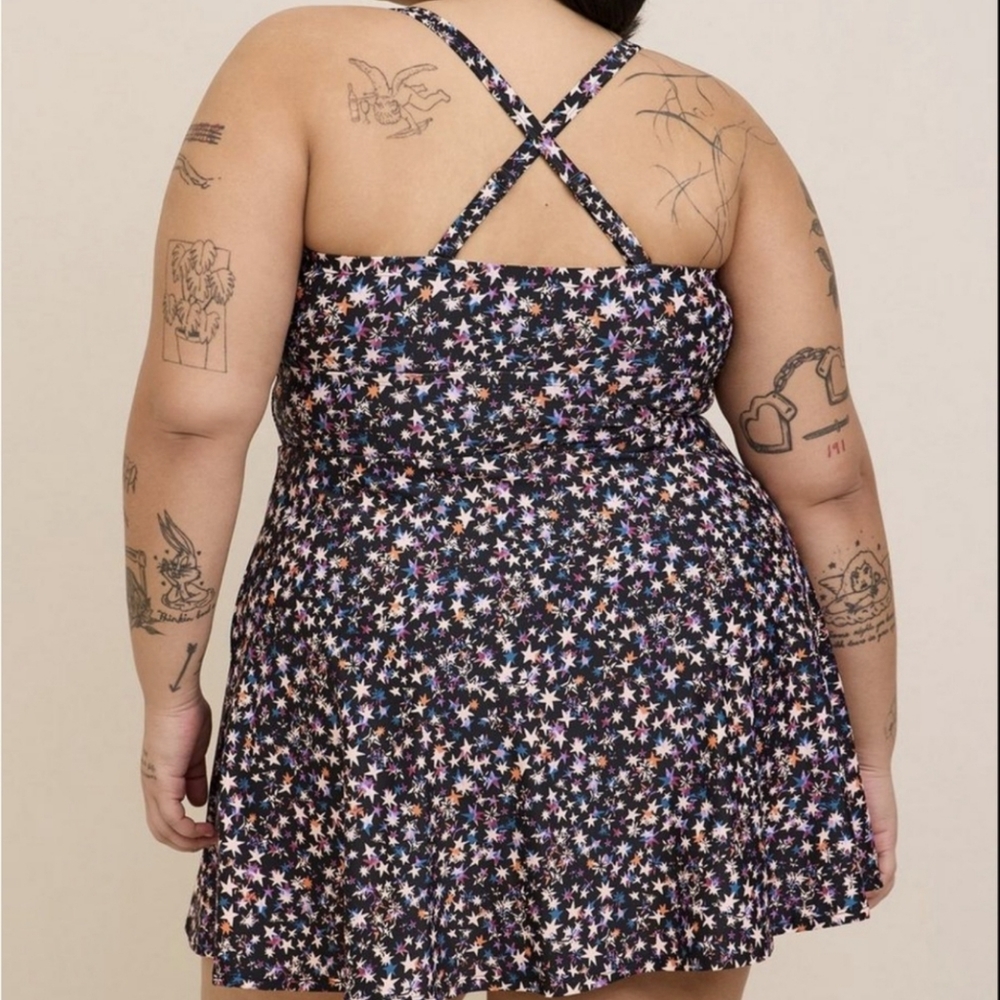 Torrid Star Swimsuit - Wireless Lattice Bathing Suit Swim Dress w Brief 2X - Picture 2 of 9